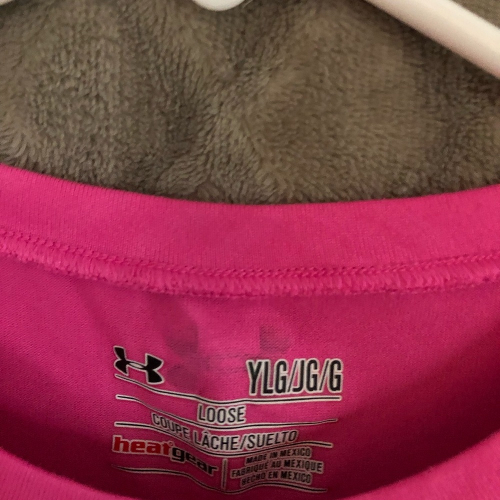 Under armour t shirt